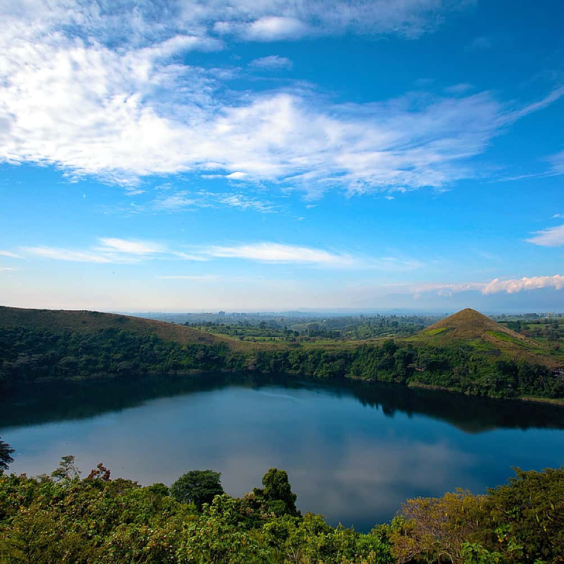7-days-uganda-chimpanzee-tracking-safaris-2